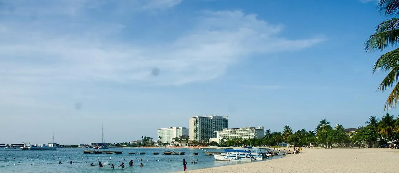 Sandcastles Beach Resort Ocho Rios 0*,